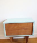 Table de chevet vintage scandinave mint 70's relookée