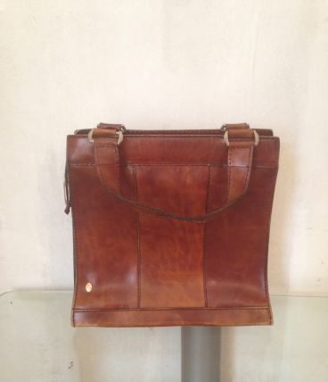 Sac a main en cuir année 70 