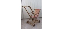 poussette vintage en bois repliable