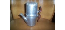 PETITE CAFETIERE POUR 2 TASSES période 1950/60 