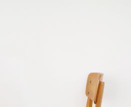 Chaise vintage 70's aux pieds compas design scandinave