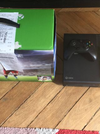 Xbox one 500Go + Fifa 17
