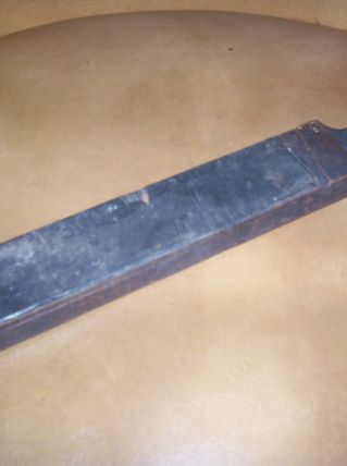 ETUI A AIGUISER EN BOIS AVEC TIROIR POUR RASOIR ANCIEN STYLE COUPE CHOUX ETC ..