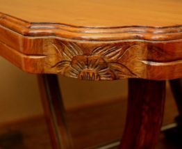 Table noyer massif