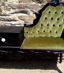 Ancien fauteuil téléphone en velours 