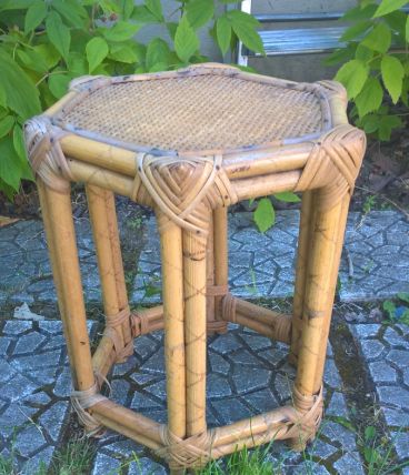 superbe table d'appoint en bambou et rotin