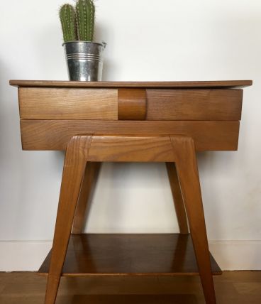 Travailleuse scandinave 50 pieds compas