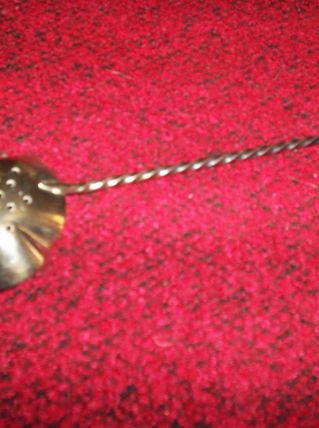 ANCIENNE PETITE CUILLERE A ABSYNTHE