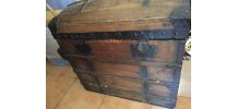 malle ancienne en bois