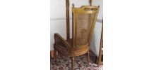 Fauteuil de bureau, dossier cannelé style Louis XVI.