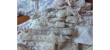 BEAU LOT DENTELLE ANCIENNE / BRODERIE / CROCHET / MERCERIE