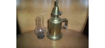 ANCIENNE LAMPE A PETROLE cuivre et verre