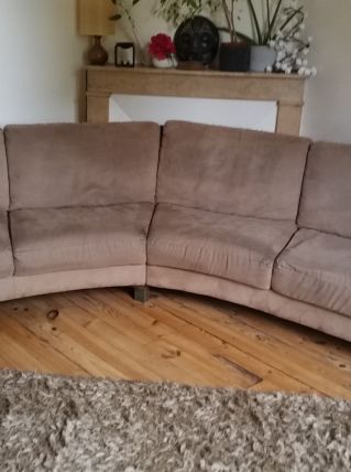 Canapé d'angle nubuck taupe. 