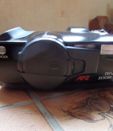 Appareil photo Minolta Riva Zoom 105 i 
