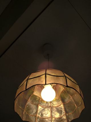 Suspension style Tiffany, nacre 