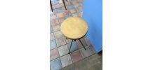 Tabouret à vis 