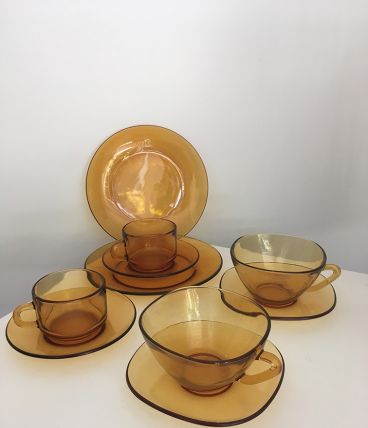 Vaisselle en verre jaune vintage
