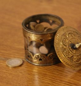 Boîte à encens style orientale