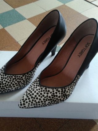 Chaussures à talons rétro