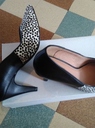 Chaussures à talons rétro