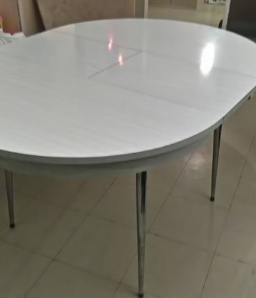 Table Formica version ronde ou ovale