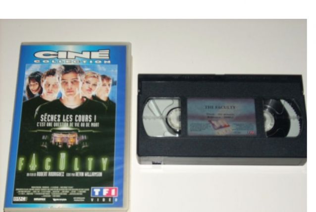 CASSETTE VHS THE FACULTY