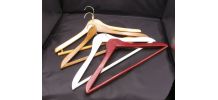 Cintres en bois