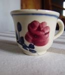 Dinette ancienne - Faïencerie de Creil-Montereau - Petite tasse HBCM décor à la rose