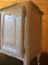 Meuble bar tele relooké couleur taupe style design