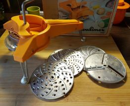 MOULI JULIENNE MOULINEX 445 BROYEUR ROTATIF RÂPE TRANCHEUSE CUISINE