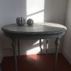 Petite table ancienne