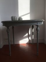 Petite table ancienne