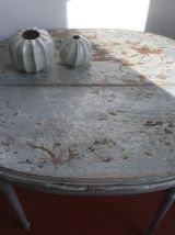 Petite table ancienne