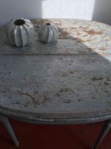 Petite table ancienne
