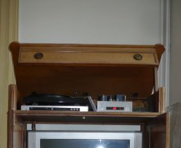 Meuble TV Télé / Rangement 