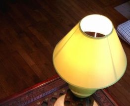 Table basse indienne artisanale