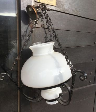 Suspension opaline