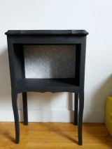 Table de chevet ou petit meuble d'appoint