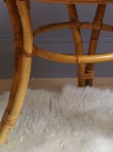 Table rotin vintage tripode
