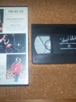 TRES RARE K7 VIDEO HORS COMMERCE PUB JOHNNY HALLYDAY 