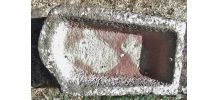 Très Ancien Sarcophage taillé Dans la Pierre