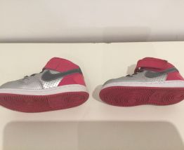 Basket Nike 23,5