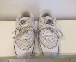 Basket Nike blanche 