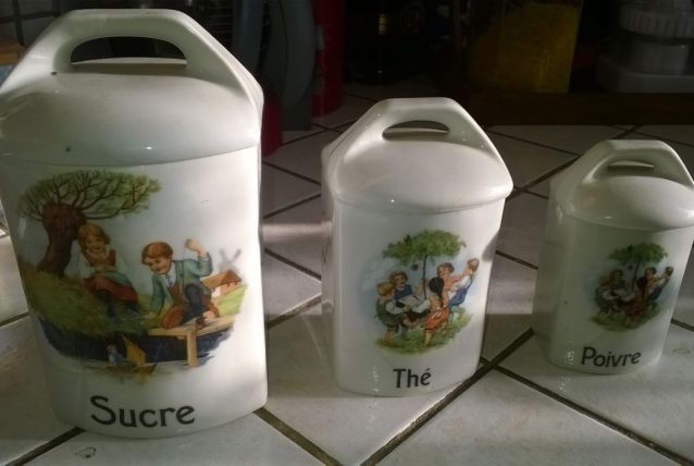 pot en faience