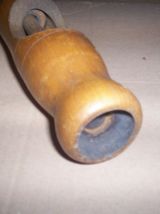 ancienne bouchonneuse en bois POUR COLLECTIONNEURS 