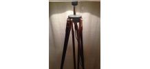 superbe lampadaire s/ancien trépied photo bois