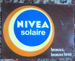 plaque publicitaire en métal