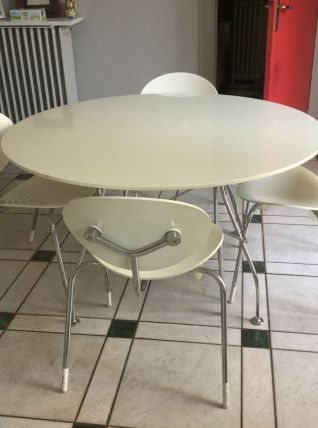 Table ronde glossy 130