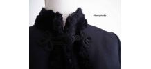 Veste noire d'hiver brandebourg et fausse fourrure vintage 50's