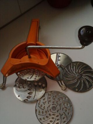 Mouli Julienne Vintage